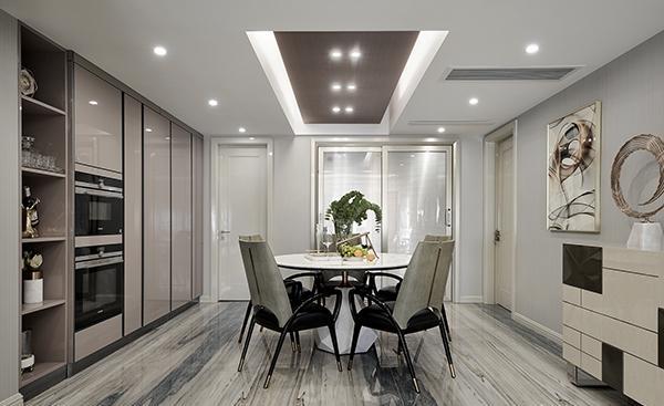 四室兩廳142m2 的房子，打造出輕奢質感，該如何裝修？